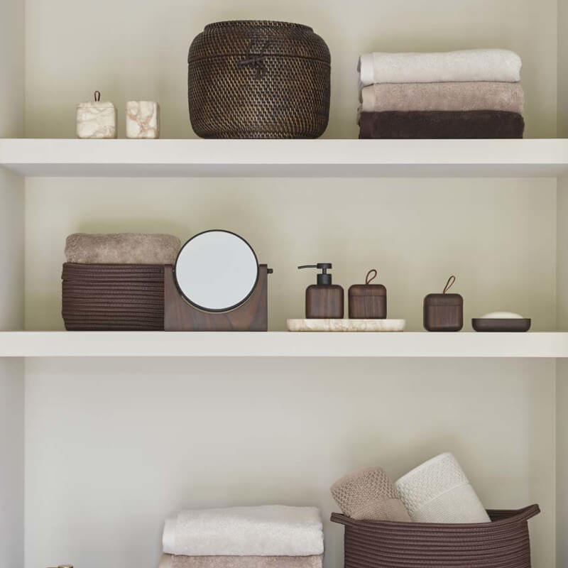 Aquanova Badaccessoires-Set Ebony – Badezimmer-Accessoires in Dunkelbraun und Schwarz für ein edles Ambiente