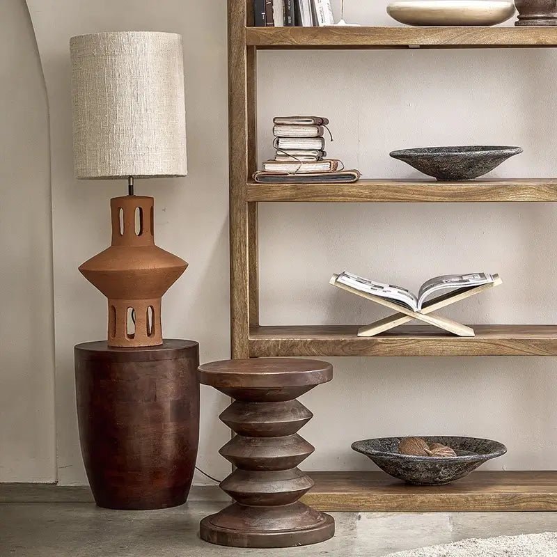Dekorativer Holz Hocker Tuvalu – Beistelltisch aus der Pazifik Serie für Wohnzimmer