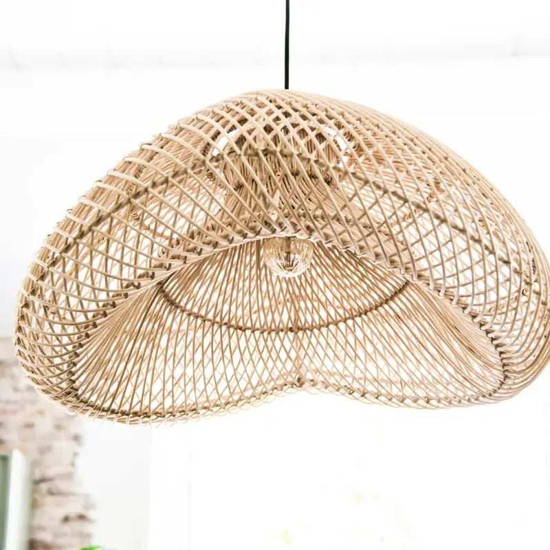 Boho Hängelampe Labyrinth aus Rattan – einzigartige Struktur und handgefertigtes Design für moderne Interieurs
