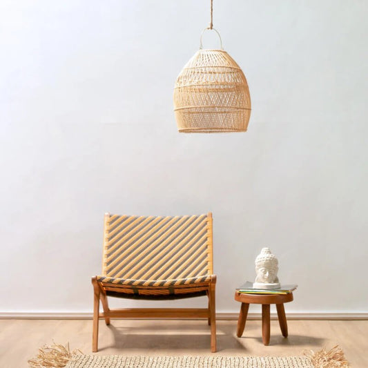 Große Rattanlampe "Seminyak": Der Rattan-Leuchtenschirm im Boho-Stil ist ein stilvolles Beleuchtungsobjekt.