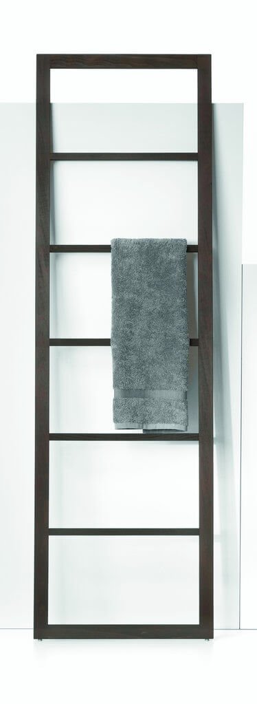 Moderne Handtuchleiter Spa von Rhomtuft, modernes Design.