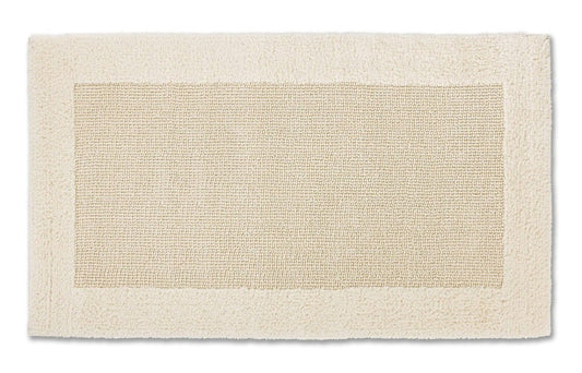 Hochwertiger Baumwoll-Badteppich Select in Natur von Rhomyhome – weicher Badezimmerteppich in zeitlosem Design für ein stilvolles Bad.