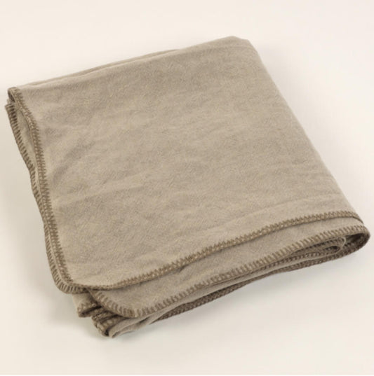 Passion for Linen Nina Weiche Leinendecke/Plaid/Sofadecke: Stilvolle Decke für Ihr Zuhause.