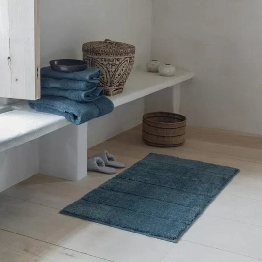 Badteppich Trends 2026 – moderne Farben, Formen und Materialien im Überblick