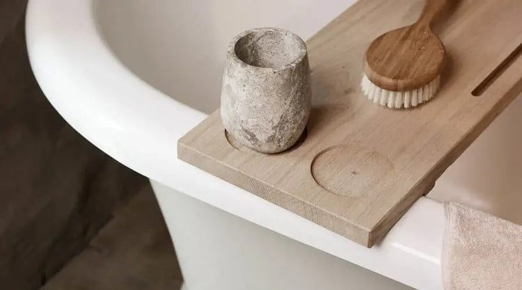 Badaccessoires aus Holz – natürliche Wärme für Ihr Badezimmer