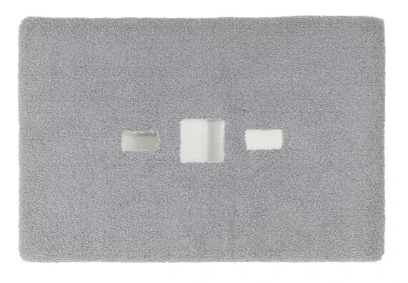 Wunschmaß Badteppich mit Edelstahl-Inlays – exklusiver Maßteppich für anspruchsvolle Bäder