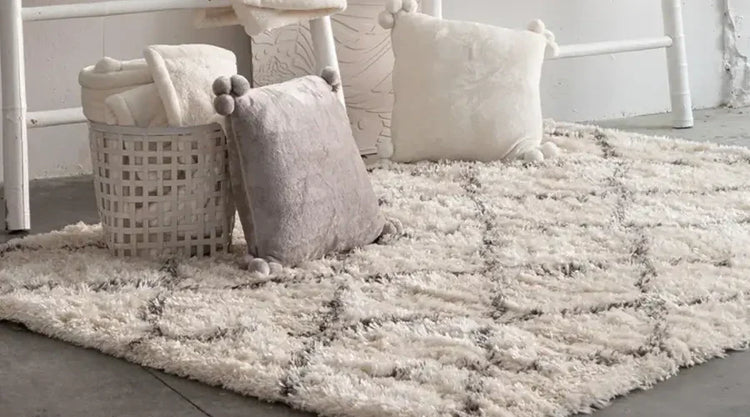 Teppiche & Läufer – hochwertige Wohn- und Flurteppiche in vielen Designs, Farben und Größen für jeden Einrichtungsstil