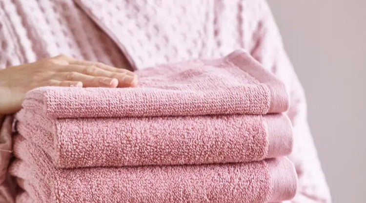 Saunahandtuch – weiches Saunatuch und Saunalaken für pure Entspannung in Sauna, Dampfbad und Wellness-Bereich
