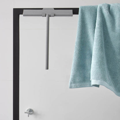 Aquanova Arvid Duschabzieher, Silber-Grau: Praktisches Hilfsmittel für eine streifenfreie Dusche.