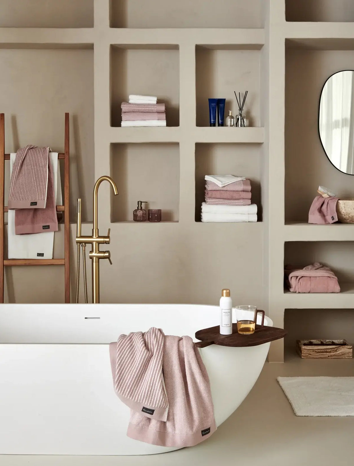 Vandyck Home Uni Handtuch Sepia Pink – weiches Badetuch mit Bordüre im Badezimmer, stimmungsvolles Ambiente in zartem Rosa