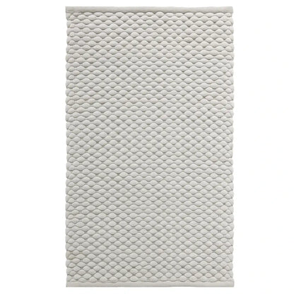 Aquanova Badezimmermatte Maks in Silbergrau – weiche Badematte mit modernem Design für ein stilvolles und gepflegtes Badezimmer.