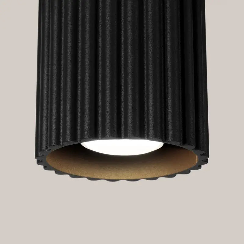 aura-1-deckenstrahler-1-flammig-gu10-schwarz-detail-oberflaeche