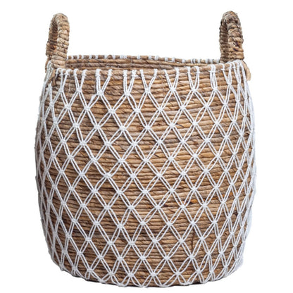 Ausgefallener Makramee-Korb "Kubu": Der Aufbewahrungskorb im Boho-Stil ist ein stilvolles Dekorationsobjekt.