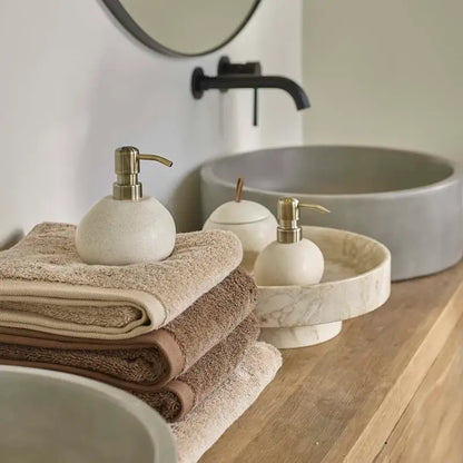 Badaccessoires Ugo Sand – Steingut mit Bronze