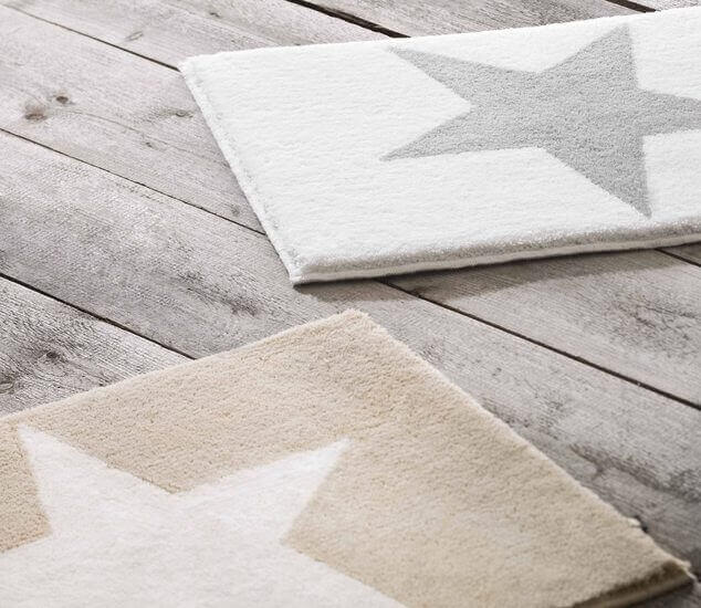 Badteppiche Star von Rhomtuft, Maßanfertigung mit Sternenmotiv: Individuelle Gestaltung für Ihr Badezimmer – diese maßgefertigten Badteppiche von Rhomtuft mit Sternenmotiv lassen keine Wünsche offen.
