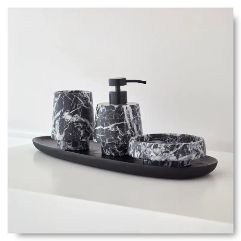 Hochwertige Badaccessoires-Sets, moderner Look, perfekt für eine stilvolle Badezimmerdekoration