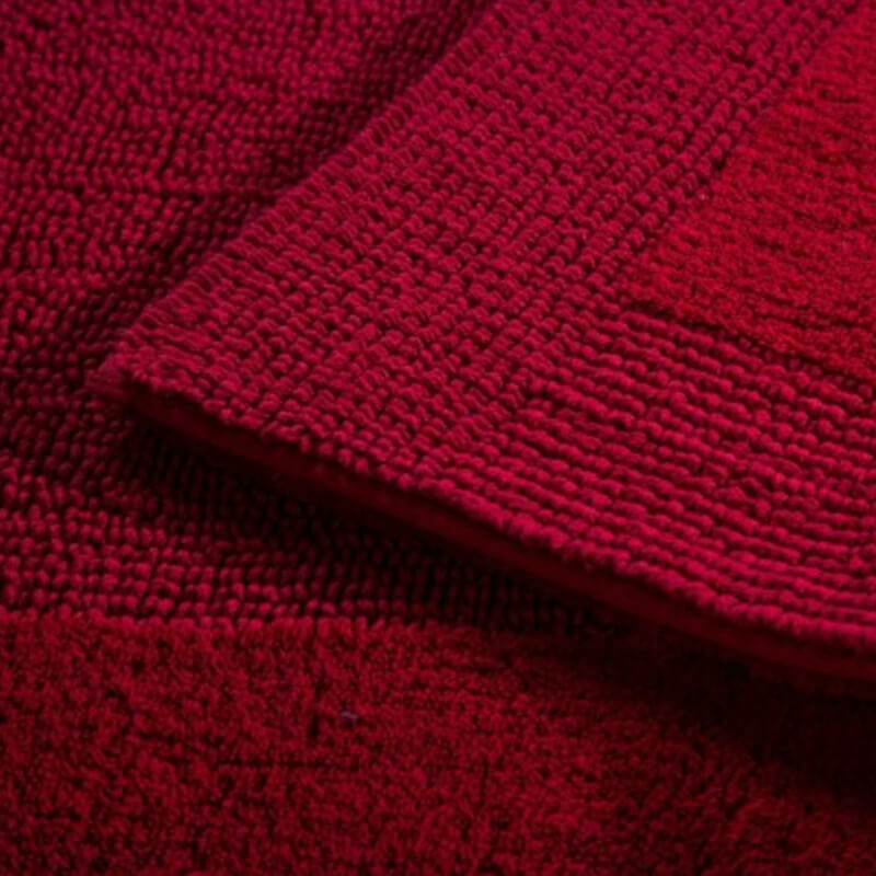 Hochwertige Badezimmermatte aus Baumwolle in Cardinal von Select Rhomyhome.
