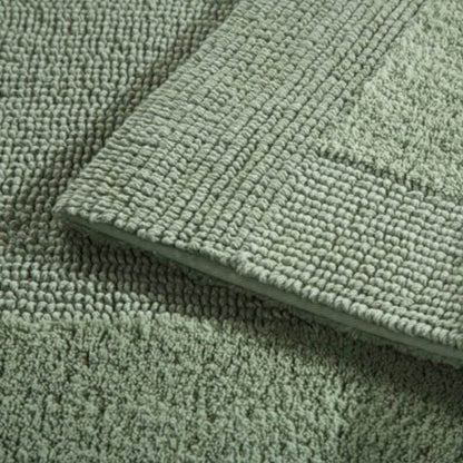 Hochwertige Badezimmermatte aus Baumwolle in Jade von Select Rhomyhome.