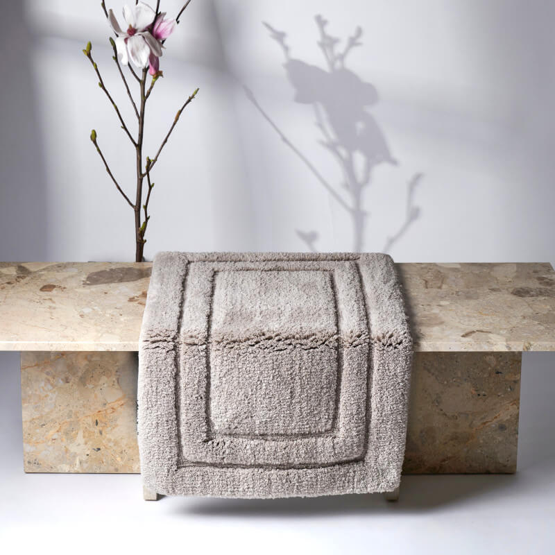 Luin Living Badteppich in Beige als weiches Highlight im Bad