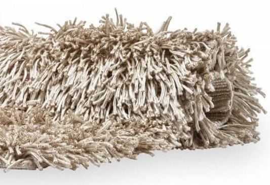 Aquanova Kemen Badteppich, Sand, modern, hochflorig: Flauschiger Teppich für Ihr Bad.