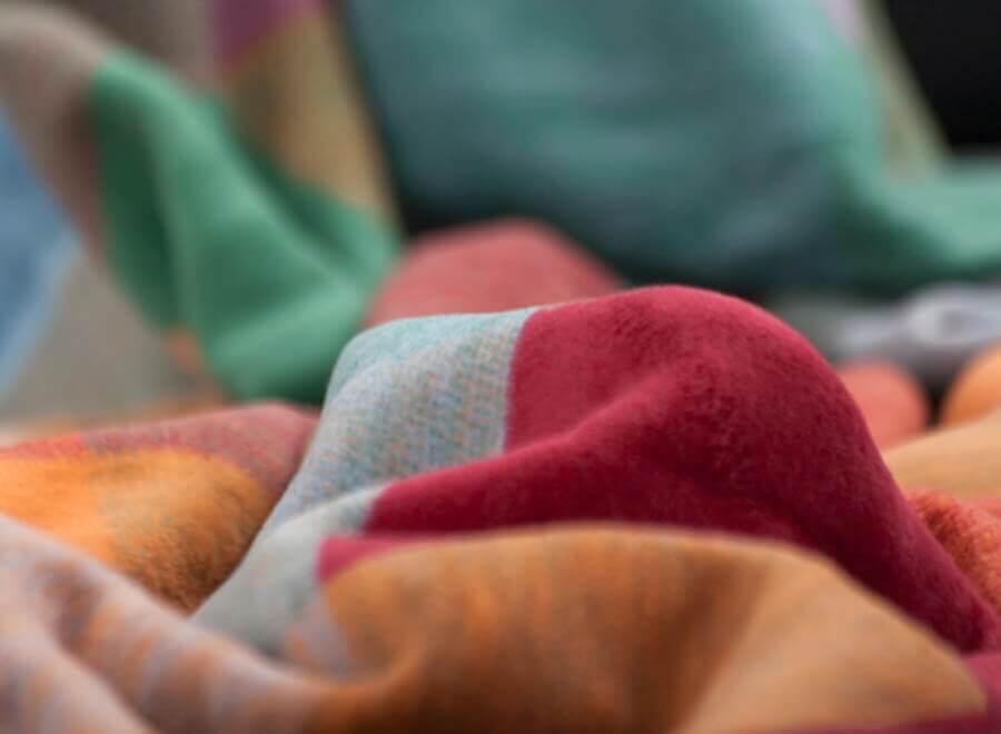 Biederlack Colourmix Baumwoll-Decke: Kuschelige Decke für Ihr Zuhause.