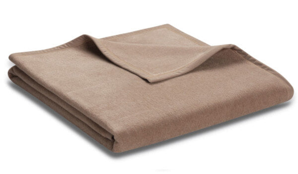 Baumwolldecke in Palisade: Die wärmende und pflegeleichte Baumwolldecke "Pure Cotton" in Palisade ist ein gemütliches Wohnaccessoire.