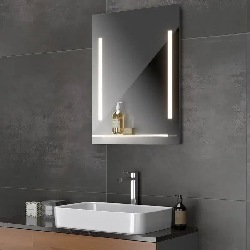 Beleuchteter Badspiegel mit neuester Technologie – moderne LED-Beleuchtung für optimalen Komfort und Stil im Badezimmer