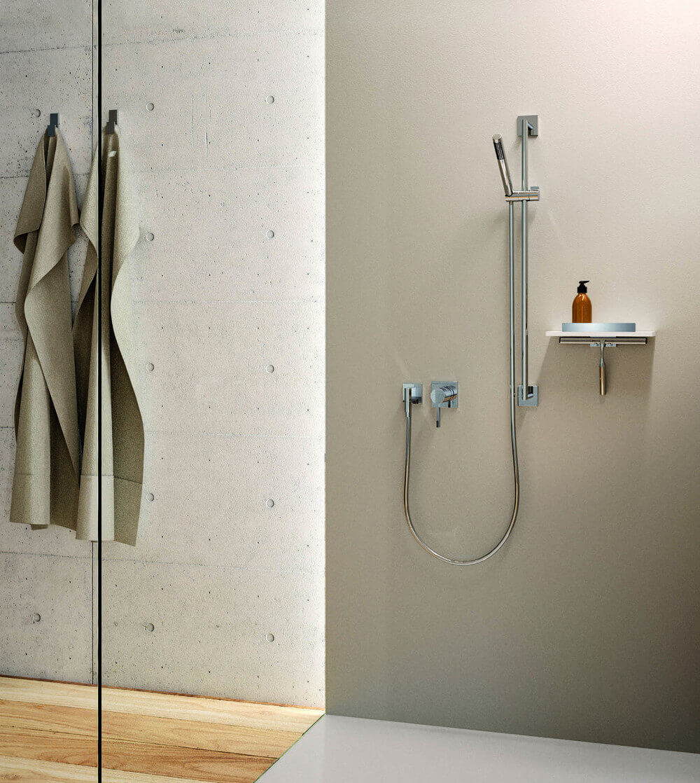 Duschablage "Noka" von Giese: Diese Duschablage aus Corian in Weiß mit Wischer/Glasabzieher ist ein elegantes und funktionales Accessoire für Ihre Dusche.