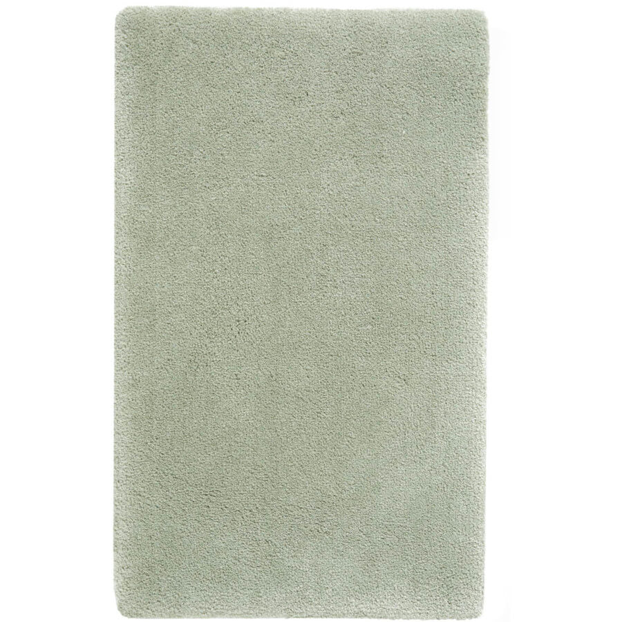 Flauschiger Badteppich Mauro in Thyme Grün von Aquanova – pflegeleichte Badezimmermatte mit weicher Oberfläche für ein modernes und stilvolles Badezimmer.