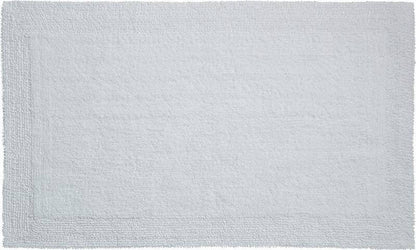 Helligkeit im Bad: Der flauschige Bio-Badezimmerteppich "Luxor Grund" in der Farbe "Weiß" bringt Helligkeit und Frische in Ihr Badezimmer.
