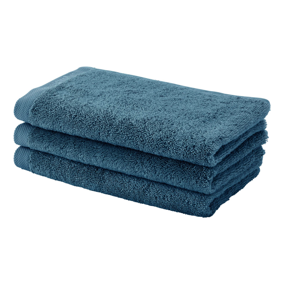 Gästehandtuch-Set London in Oceanblau von Aquanova aus weicher Baumwolle – ideal für ein stilvolles Badezimmer und Gäste-WC.