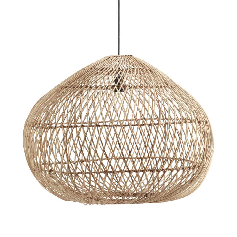 Rattan-Pendelleuchte "Karen" von PR Home: Die große Boho-Pendelleuchte ist eine stilvolle Leuchte.