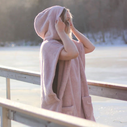 Handtuch Poncho aus weicher Baumwolle in Rosa für Sauna und Spa von Luin Living