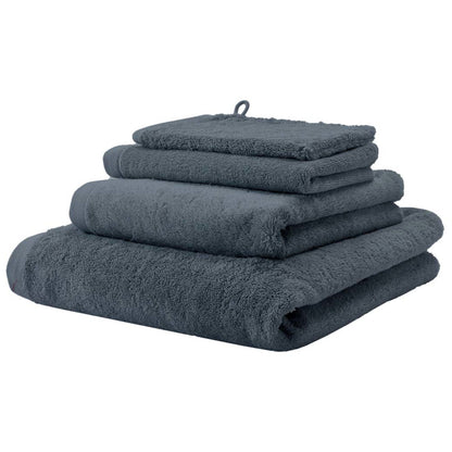 Handtuch-Set London in Dunkelgrau Steel von Aquanova – weiche Gäste- und Duschtücher aus Baumwolle für ein modernes Badezimmer.