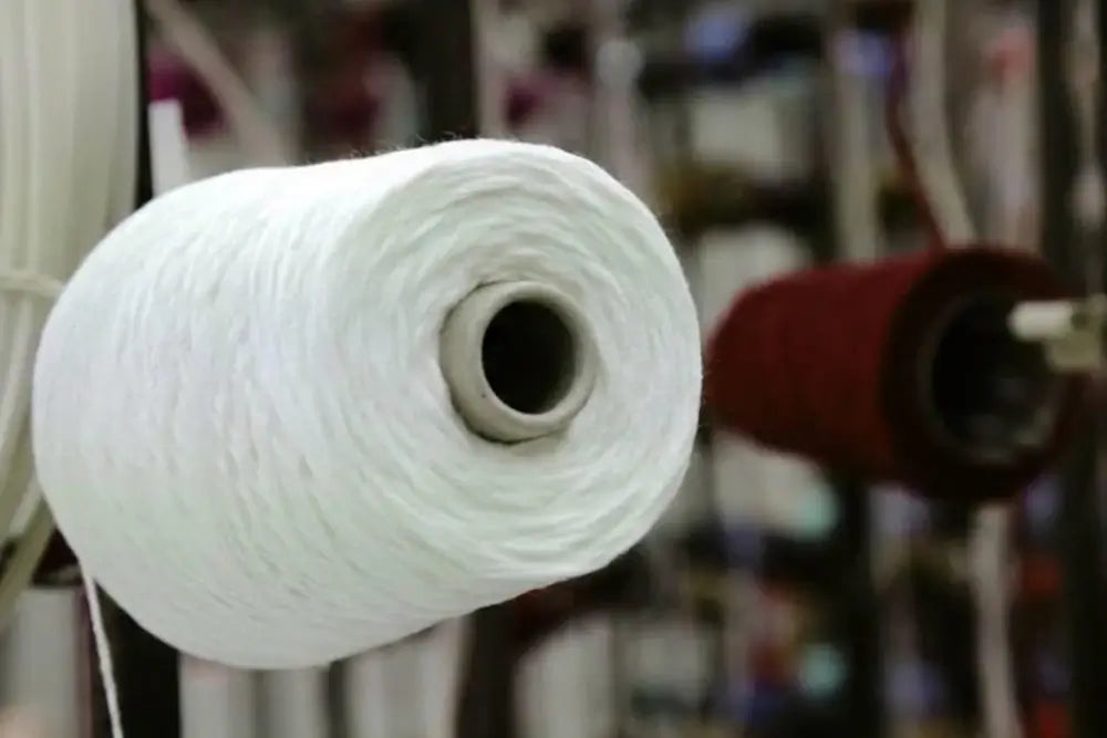 Video laden: Video zur Herstellung von Acrylteppichen