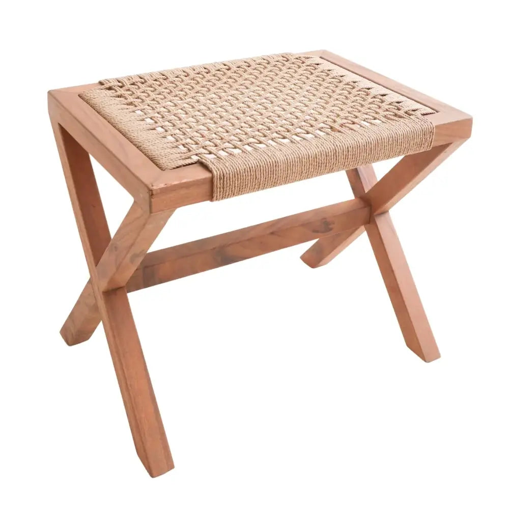 Moderner Holz-Sitzhocker Indra mit Rattan-Geflecht im Boho-Stil – stilvolles und natürliches Möbelstück für Bad und Wohnbereich.