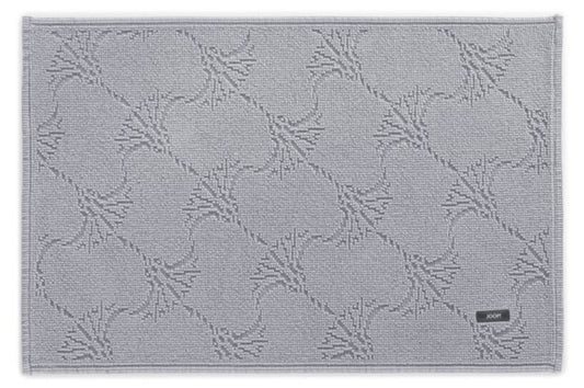 Moderne Akzente: Der "Joop!" Baumwollvorleger "New Cornflower" in der Farbe "Silber Grau" bringt moderne Akzente in Ihr Badezimmer.