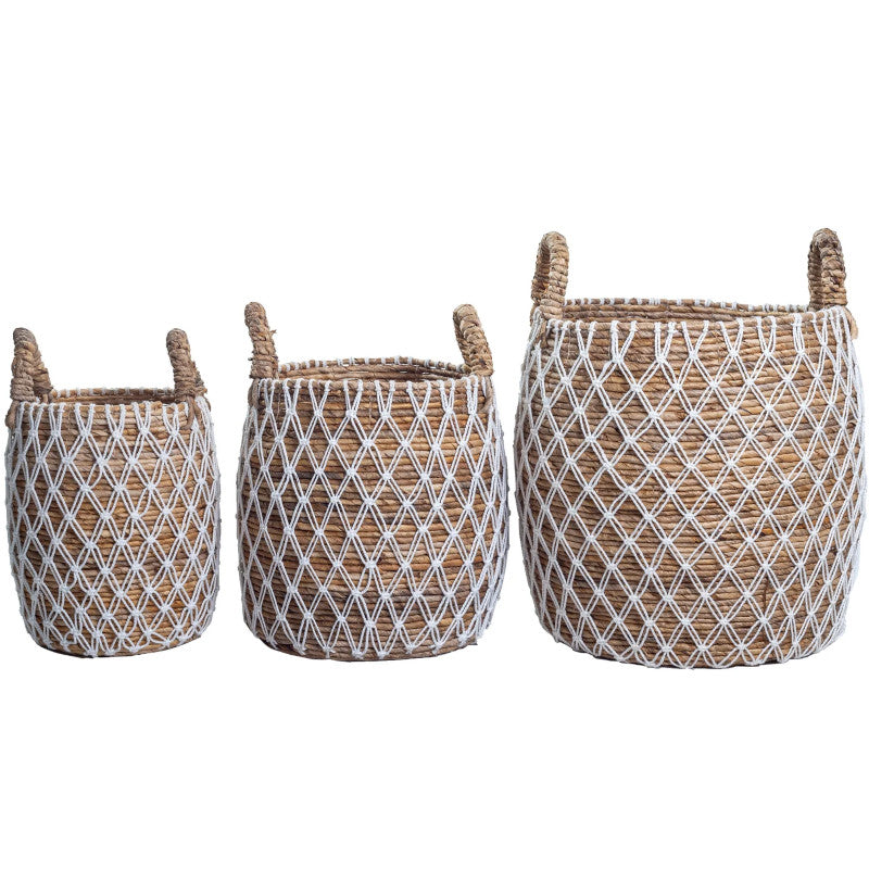 Körbe "Kubu" aus Makramee: Die ovalen Pflanzkörbe im Boho-Stil sind stilvolle Dekorationsobjekte.