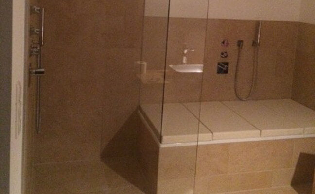 Kunden-Erfahrungen bei Dawelba – Wannenauflage und Badewanne mit Bad-Lounger für mehr Komfort