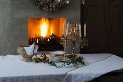 Felice Leinentischdecke: Elegante Tischdecke für Ihr Zuhause.