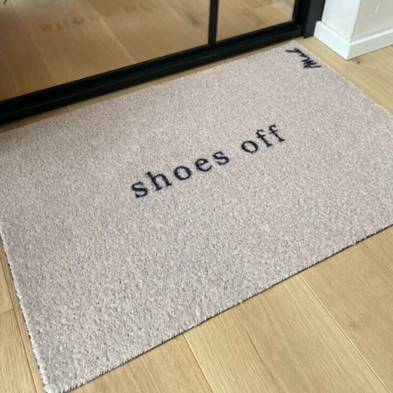 Moderne Türvorleger oder Fußmatte für den Innenbereich, Modell Anouk von Mad About Mats.