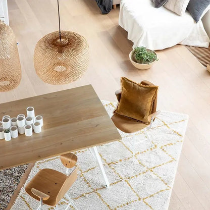 Moderner Kurzflor-Teppich Casablanca in Beige mit pflegeleichtem Material und elegantem Rautenmuster – stilvoll für Wohn- und Essbereich