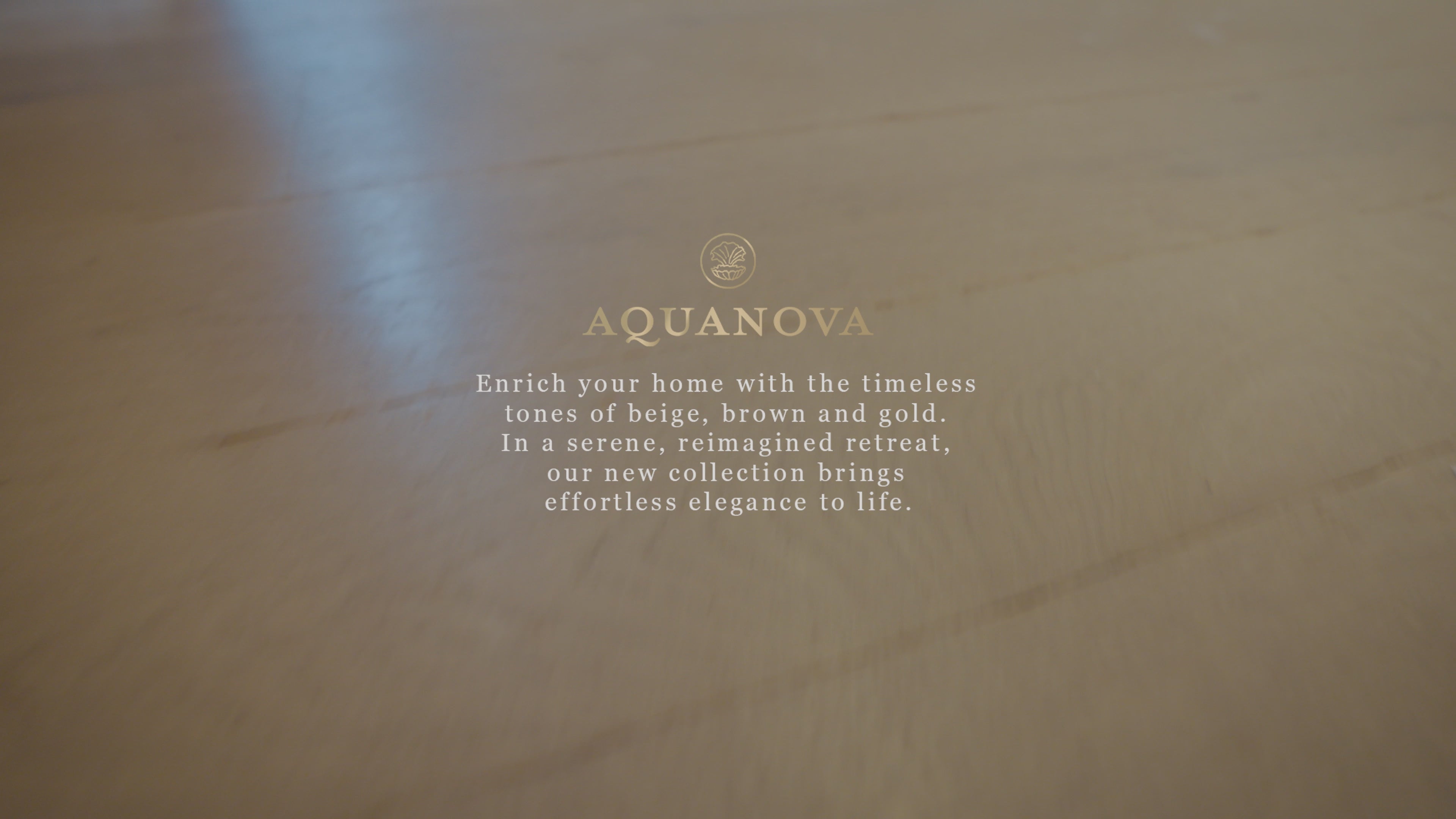 Video laden: Aquanova Home &amp; Bath Essentials 2025–2026 – stilvolle Badaccessoires, Textilien und Wohninspiration bei Dawelba
