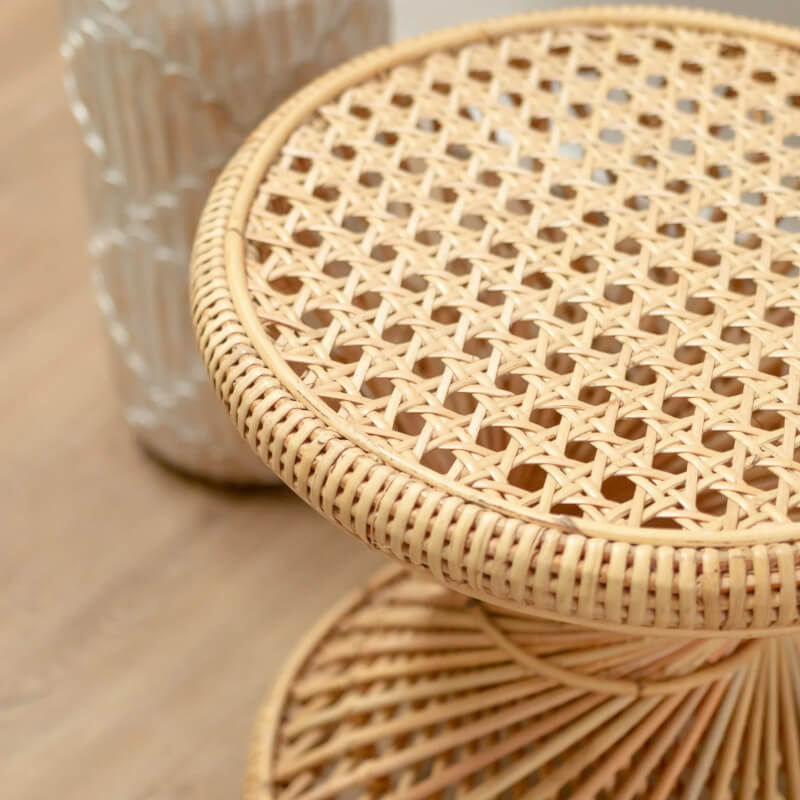 Rattan-Boho-Beistelltisch "Luhu": Der Ablagetisch ist ein stilvoller Tisch.