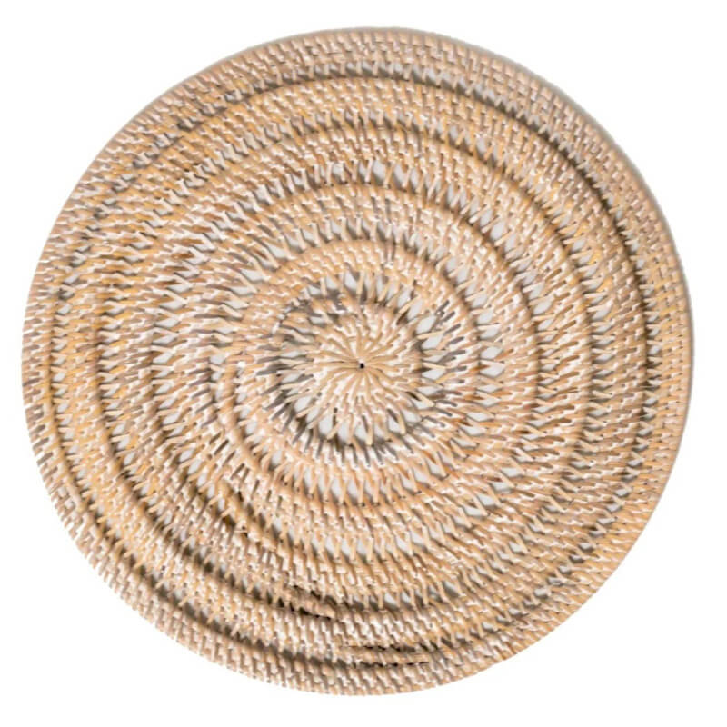 Tischset "Iluh Soeji" aus Rattan: Das runde Platzset im Boho-Stil ist ein stilvolles Tischset.