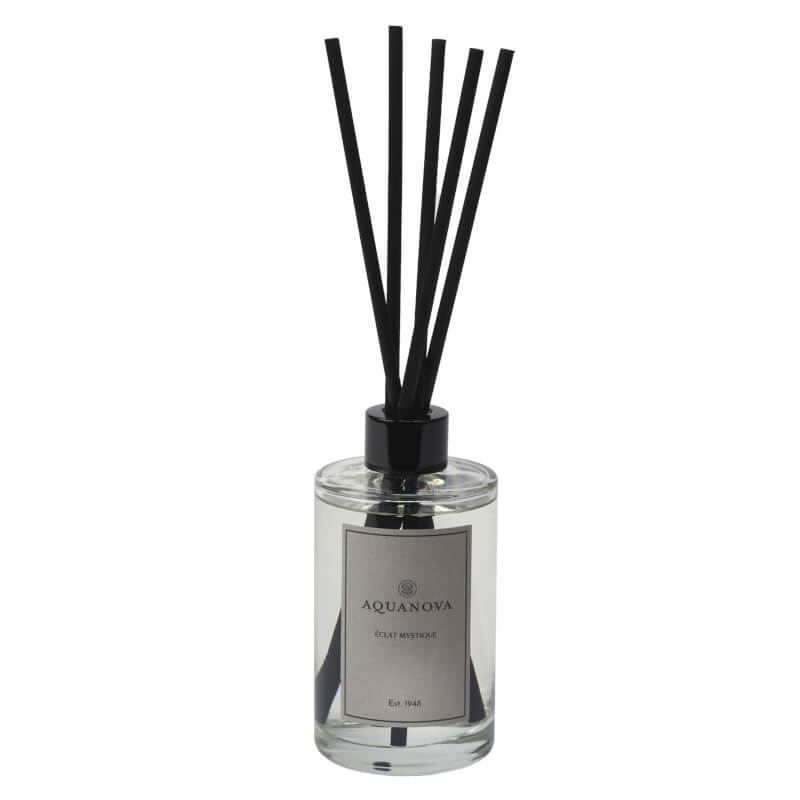 Hochwertiger Glas-Diffusor Paris von Aquanova – veganer Raumduft mit schwarzen Duftstäbchen (200 ml)