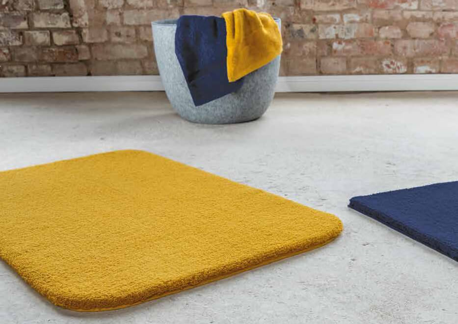 Rhomtuft Square Badezimmermatte: Pflegeleichter, hochwertiger Teppich aus Antron für Ihr Bad.