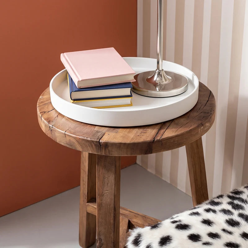 Rustikaler Hocker aus Altholz – Farmwood