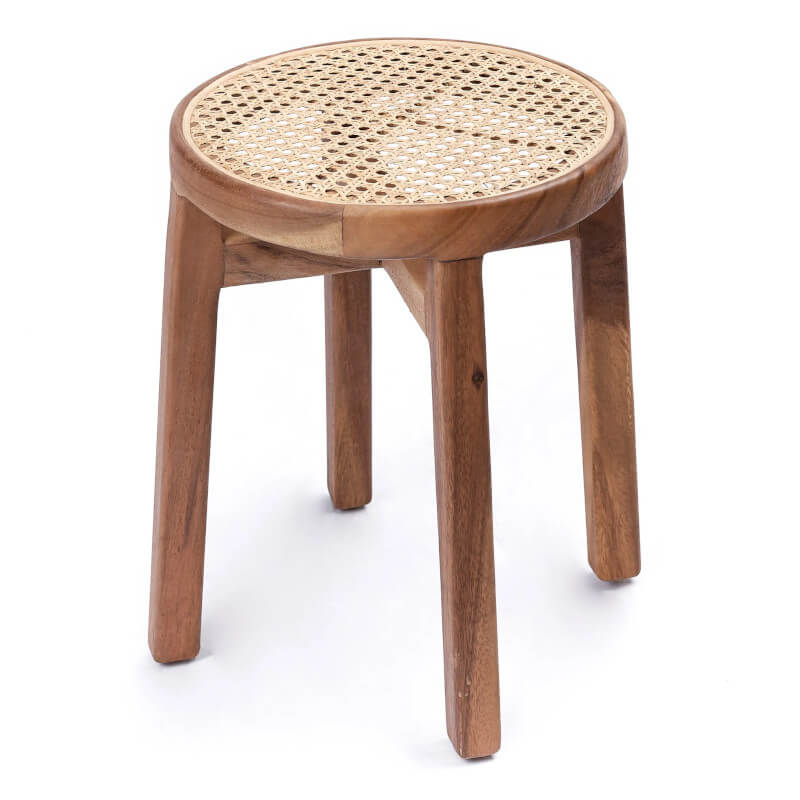 Runder Holzhocker "Caramin Soeji": Der Sitzhocker mit Rattan ist ein hochwertiger Hocker.