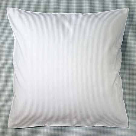 Edle Note für Ihr Schlafzimmer: Gestreifte Satin-Bettwäsche Toscana von Kahle in Weiß: Die Bettwäsche verleiht Ihrem Schlafzimmer eine edle Atmosphäre.